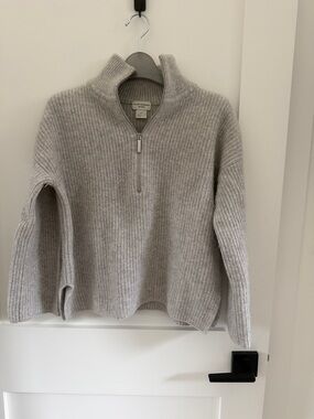 Club Monaco Light Gray Ribbed Half-Zip Sweater